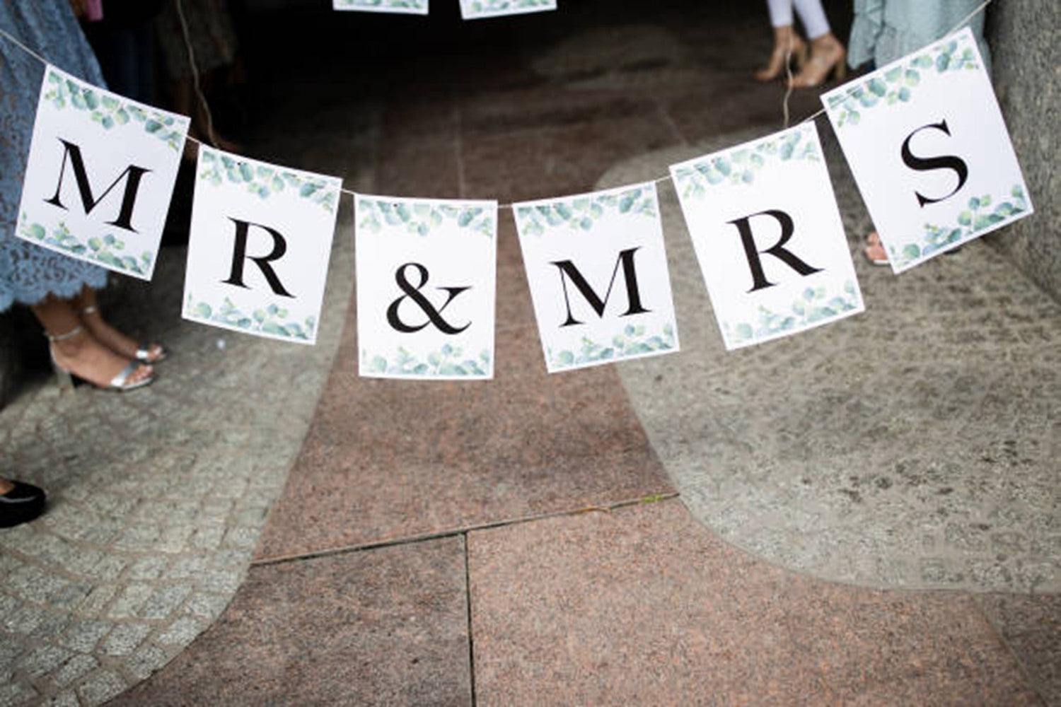 Custom Wedding Signs Couples Use Before and After the Big Day